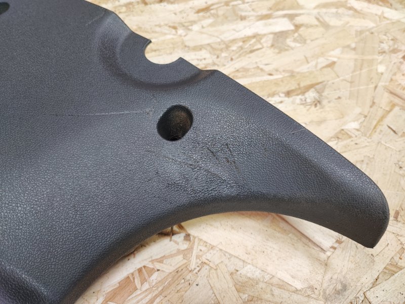 Обшивка средней стойки