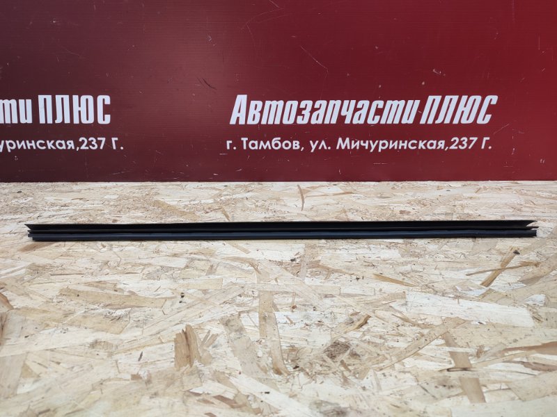 Уплотнитель стекла двери внутренний