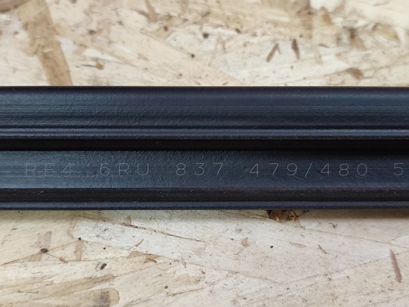 Уплотнитель стекла двери внутренний