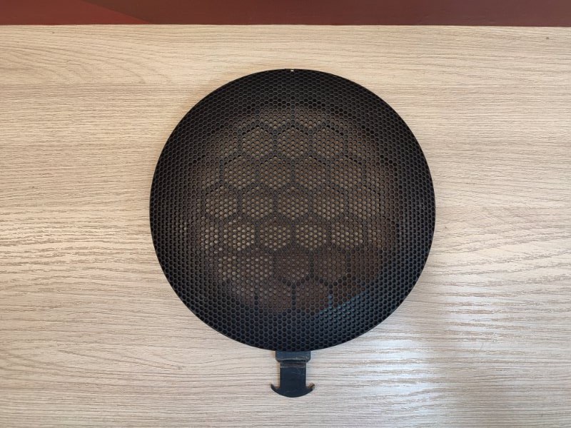 Крышка динамика