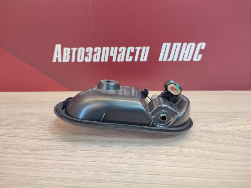 Внутренняя  ручка двери