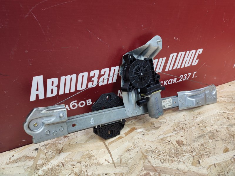 Стеклоподъемник    двери