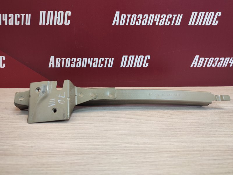 Направляющая стекла двери