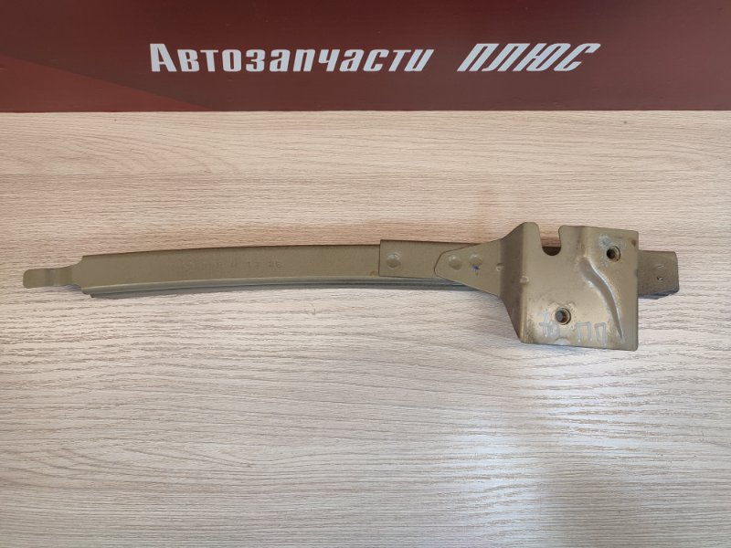 Направляющая стекла двери