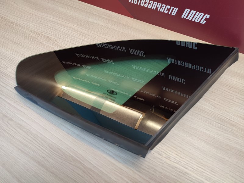 Форточка кузова