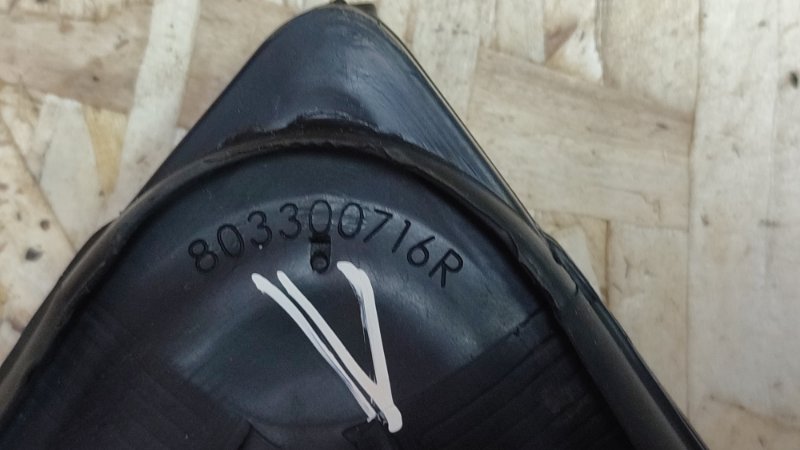 Уплотнитель стекла двери