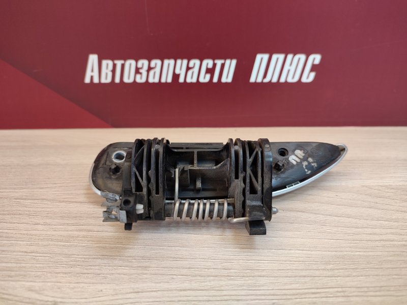 Ручка двери внешняя