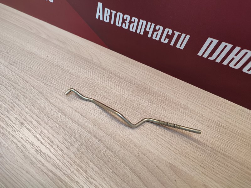 Тяга замка двери