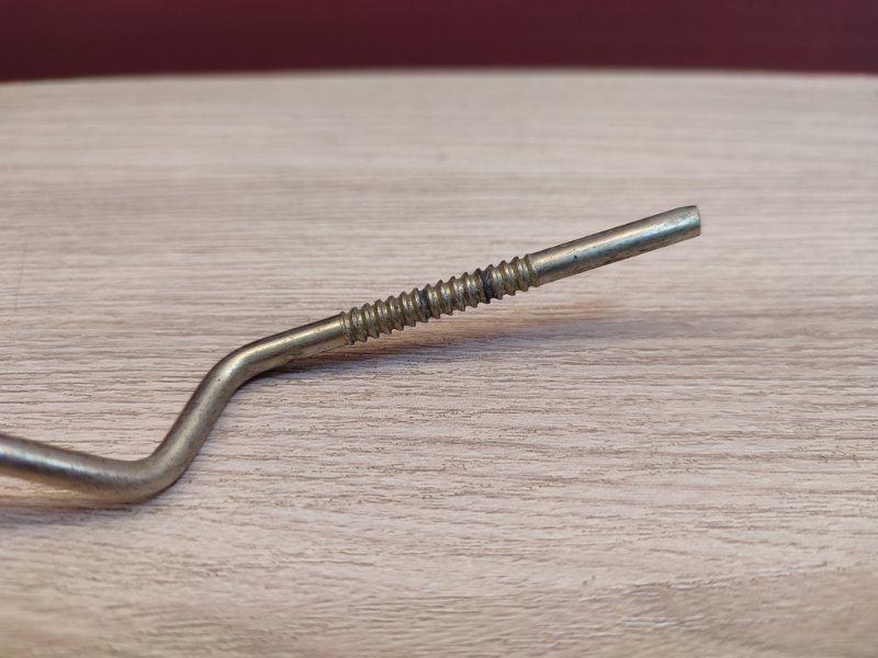 Тяга замка двери