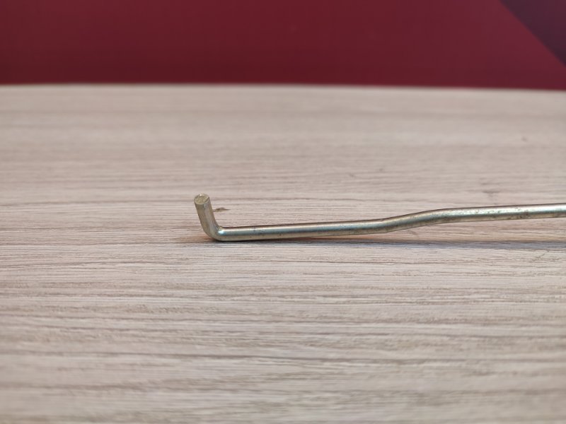 Тяга замка двери