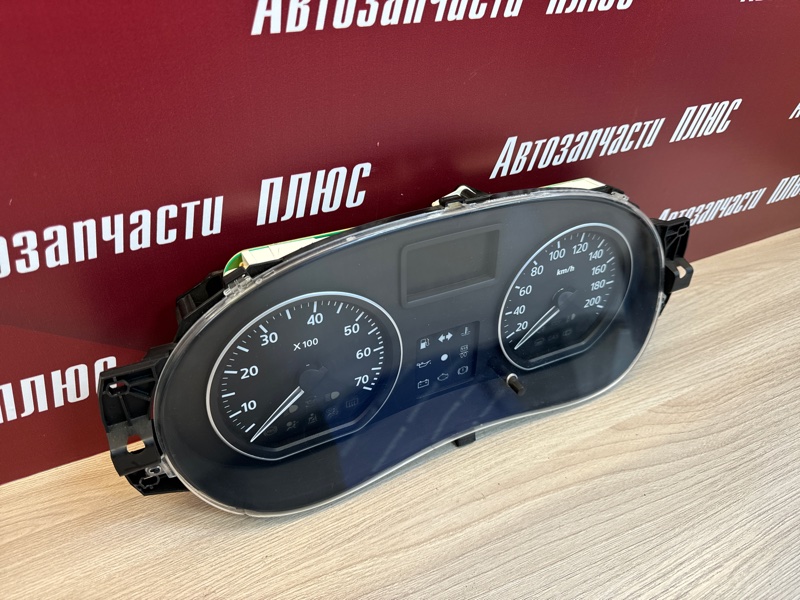 Щиток приборов