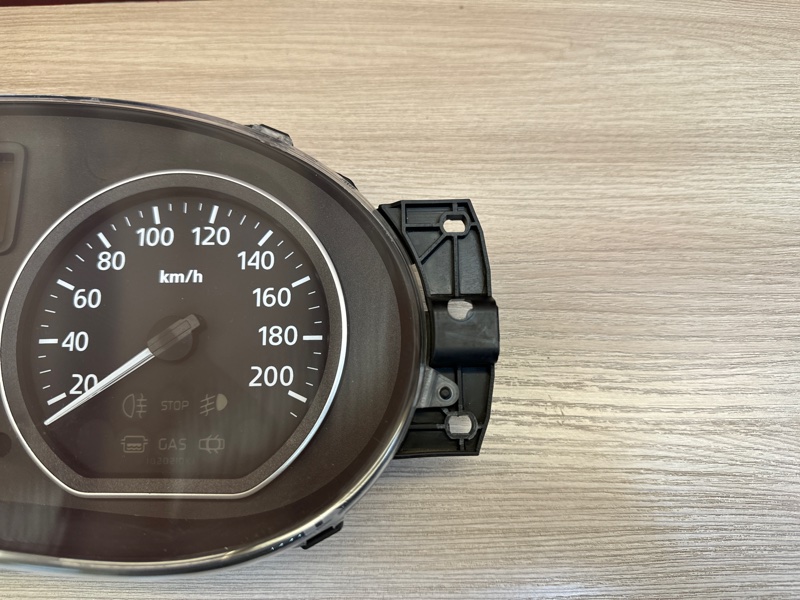 Щиток приборов