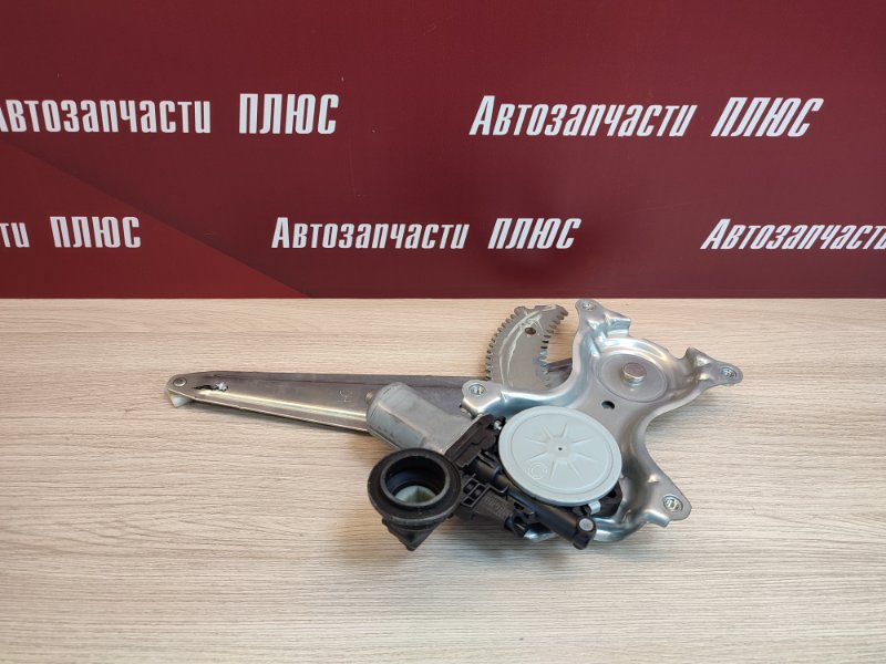 Стеклоподъемник    двери