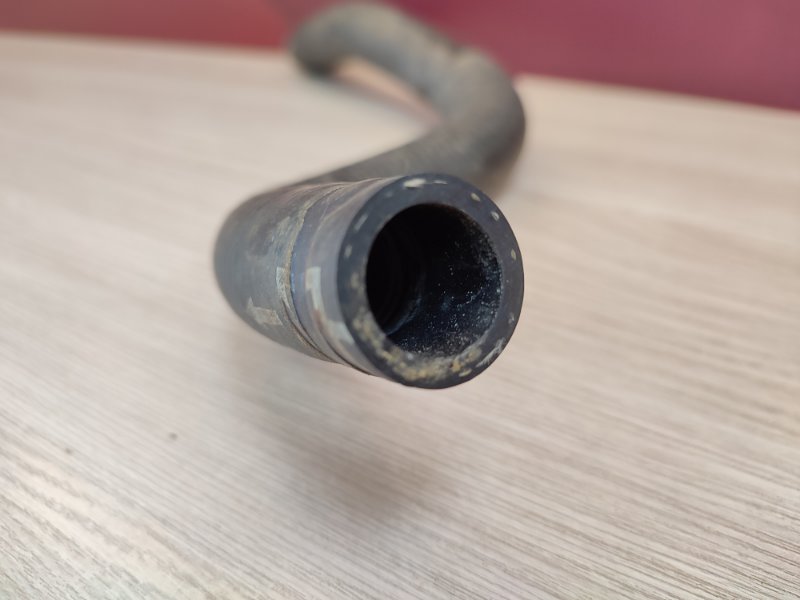 Патрубок отопителя