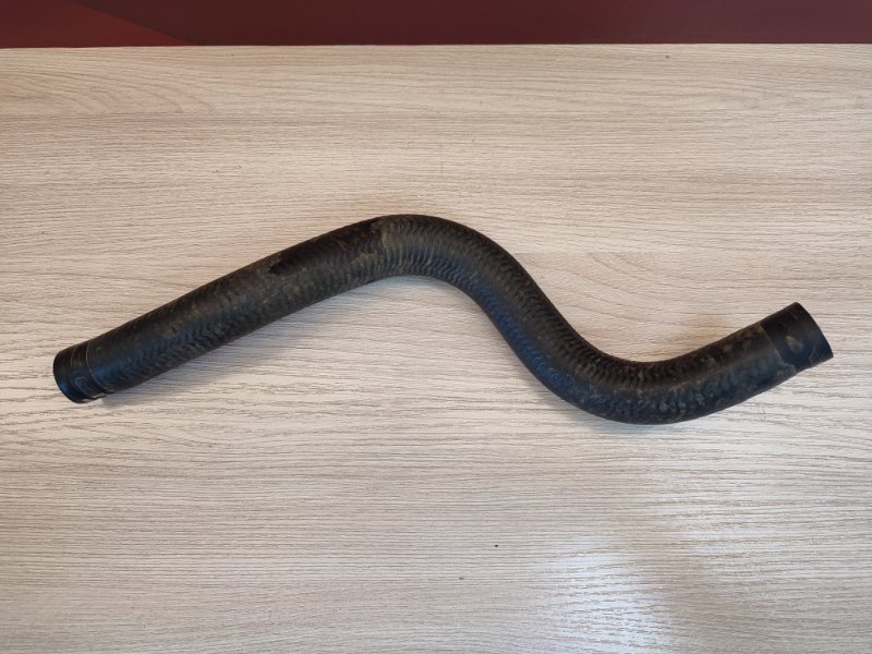 Патрубок отопителя