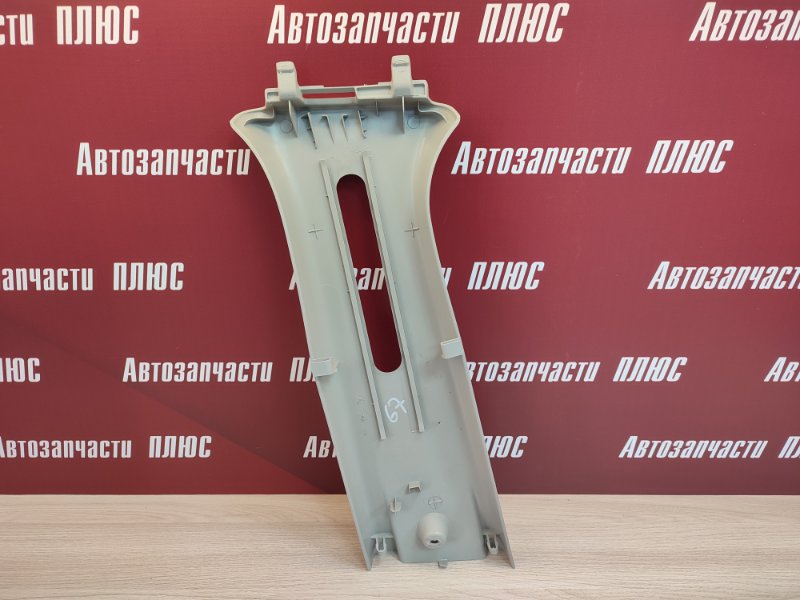 Обшивка средней стойки