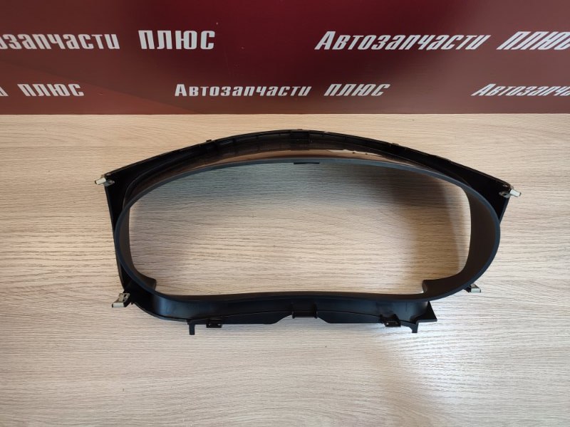 Козырек щитка приборов