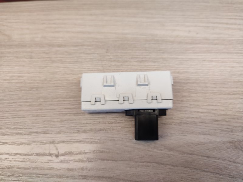 Датчик ремня безопасности