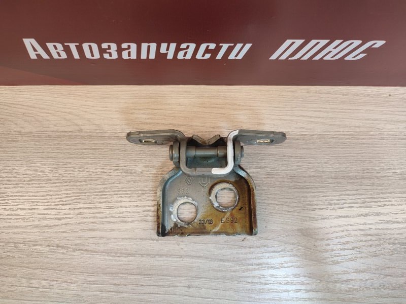 Петля двери