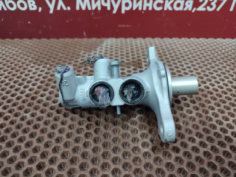 Главный тормозной цилиндр