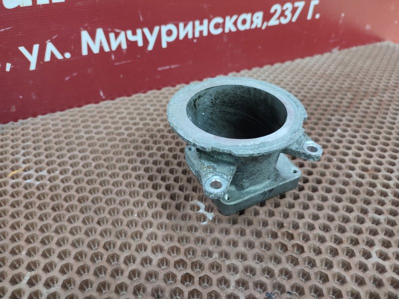 Фланец дроссельной заслонки