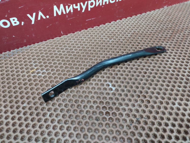 Кронштейн подрамника