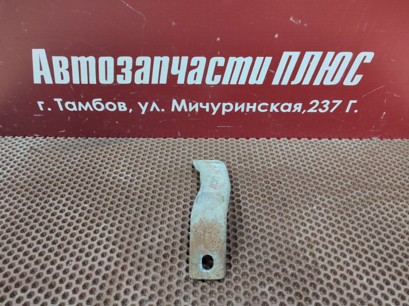 Кронштейн впускного коллектора