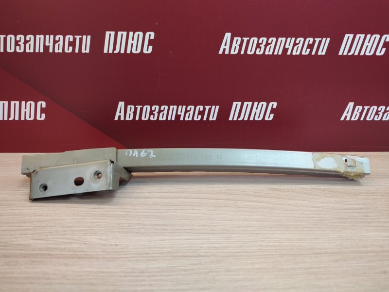 Направляющая стекла двери