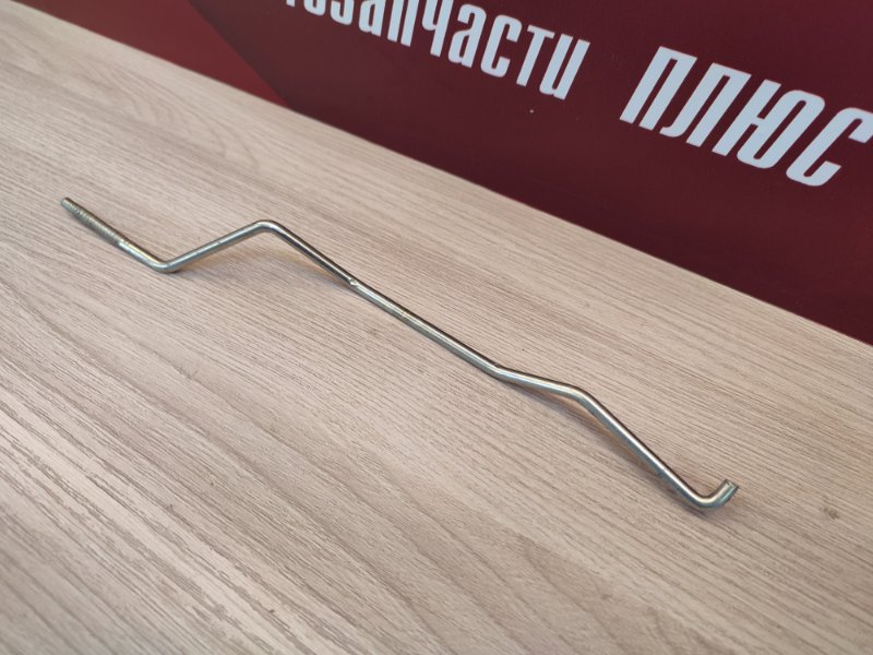 Тяга замка двери