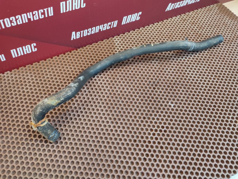 Патрубок отопителя