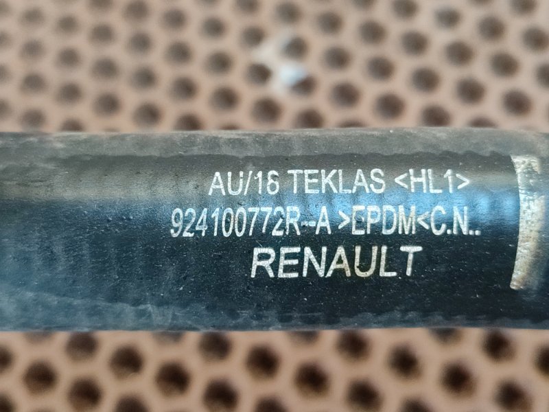 Патрубок отопителя