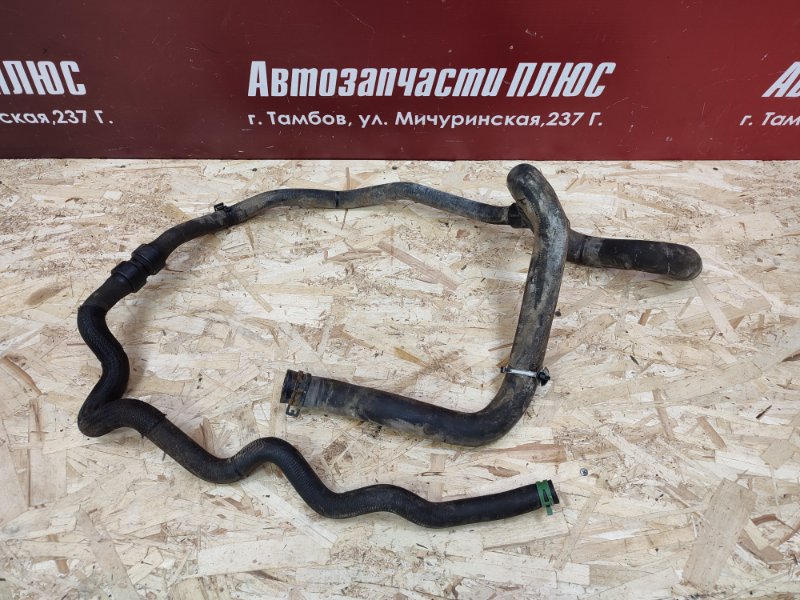 Патрубок радиатора