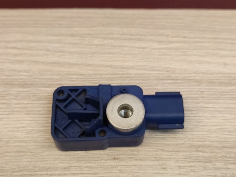 Датчик удара