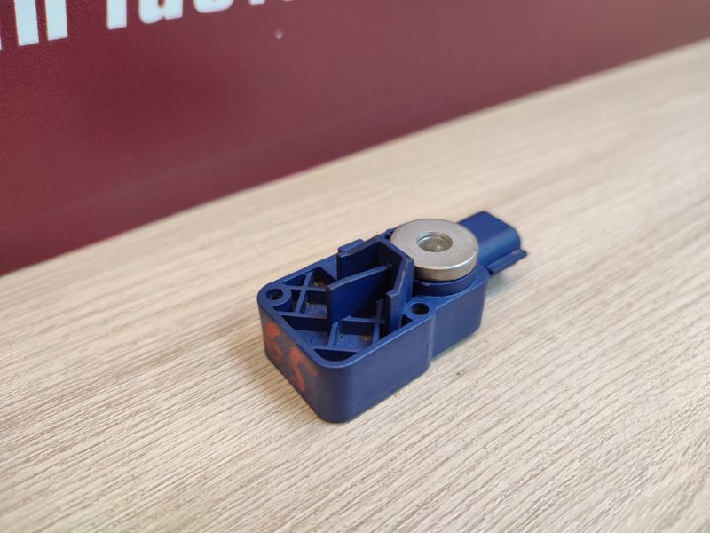 Датчик удара