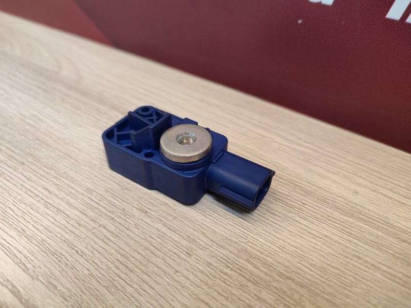 Датчик удара