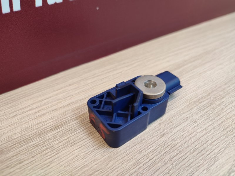 Датчик удара