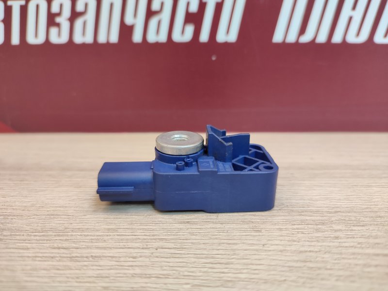 Датчик удара