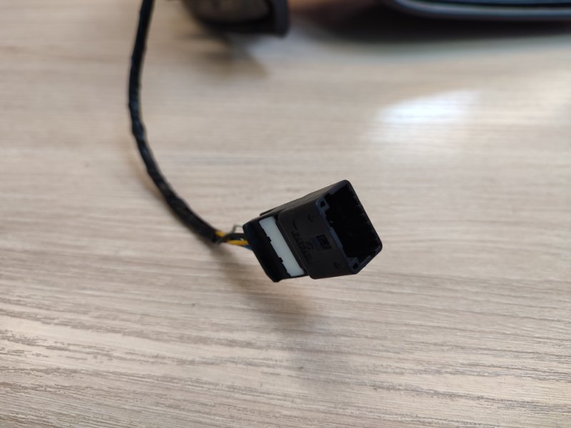 Зеркало заднего вида боковое