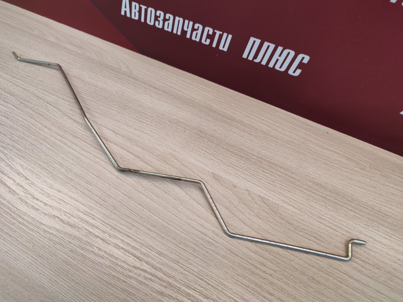 Тяга замка двери