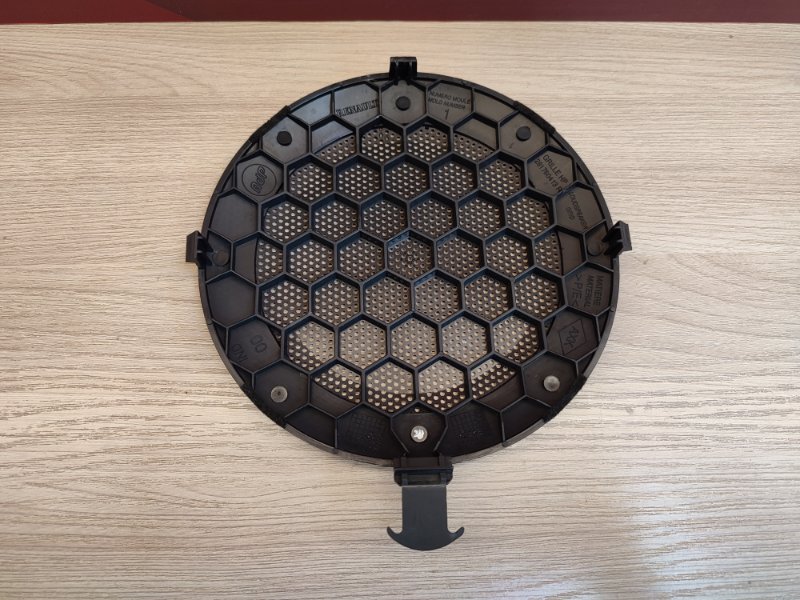 Крышка динамика