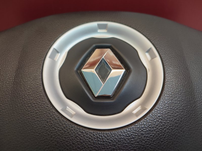 Подушка безопасности водителя