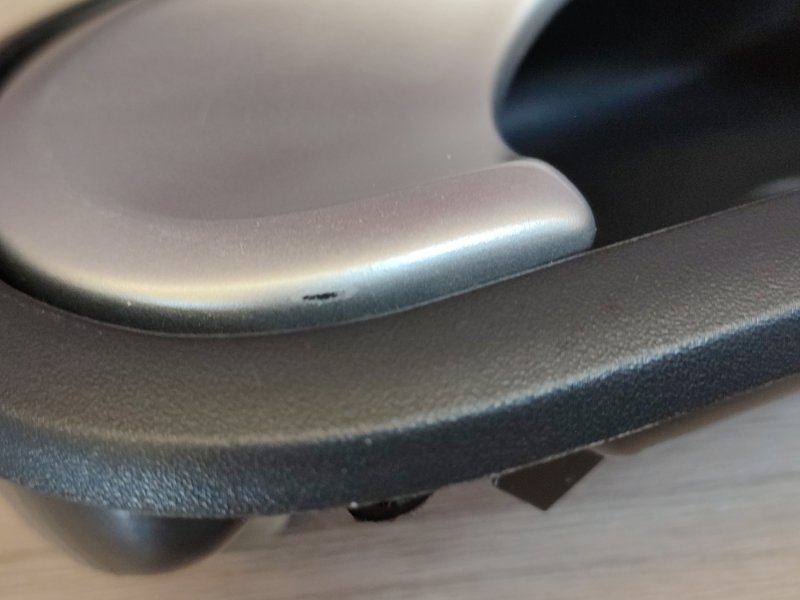 внутренняя ручка двери