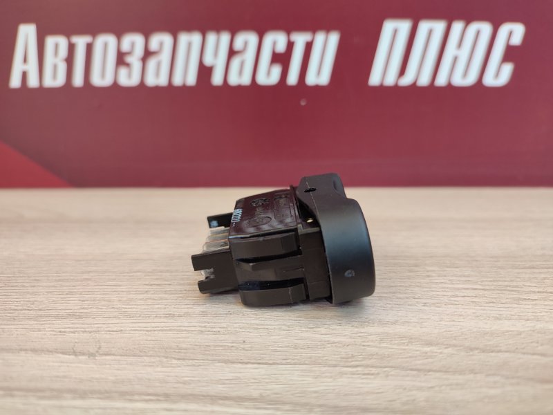 Кнопка стеклоподъемника