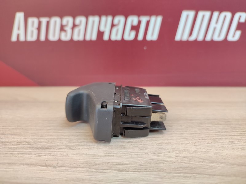 Кнопка стеклоподъемника