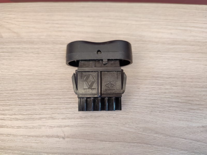 Кнопка блокировки дверей