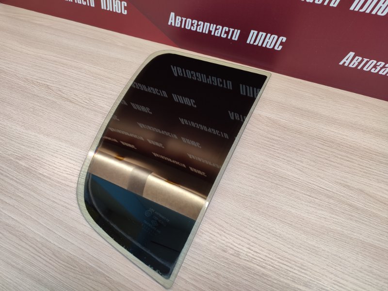 Форточка двери