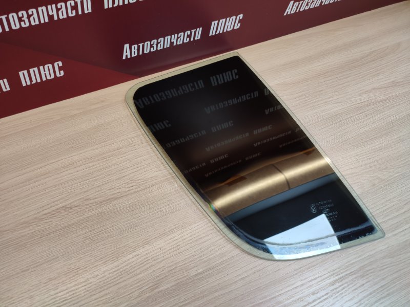 Форточка двери