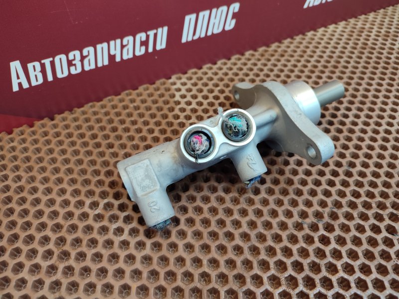 Главный тормозной цилиндр