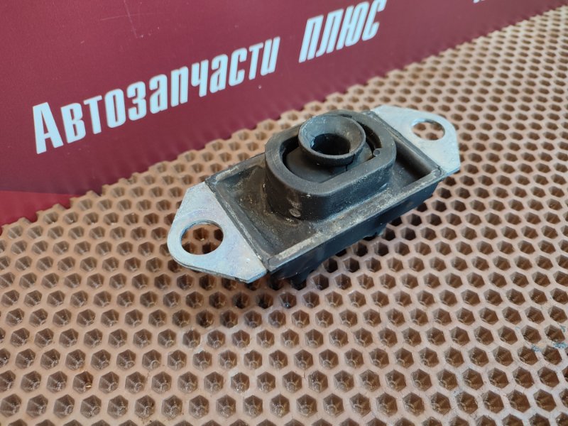 Опора двигателя