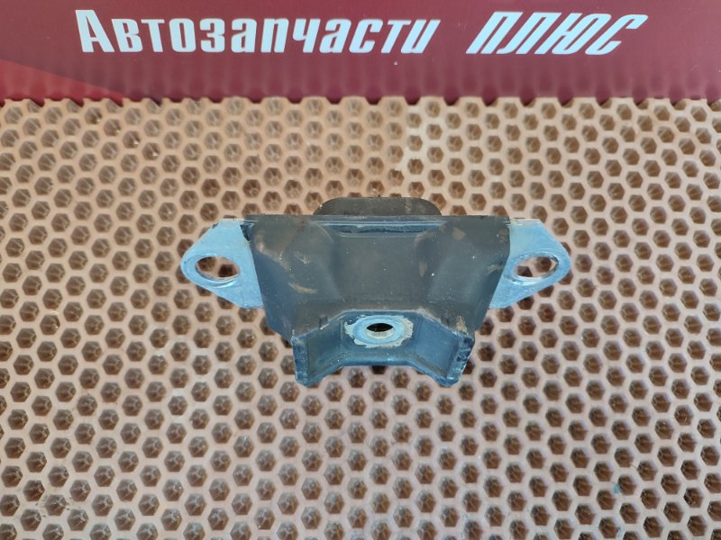 Опора двигателя